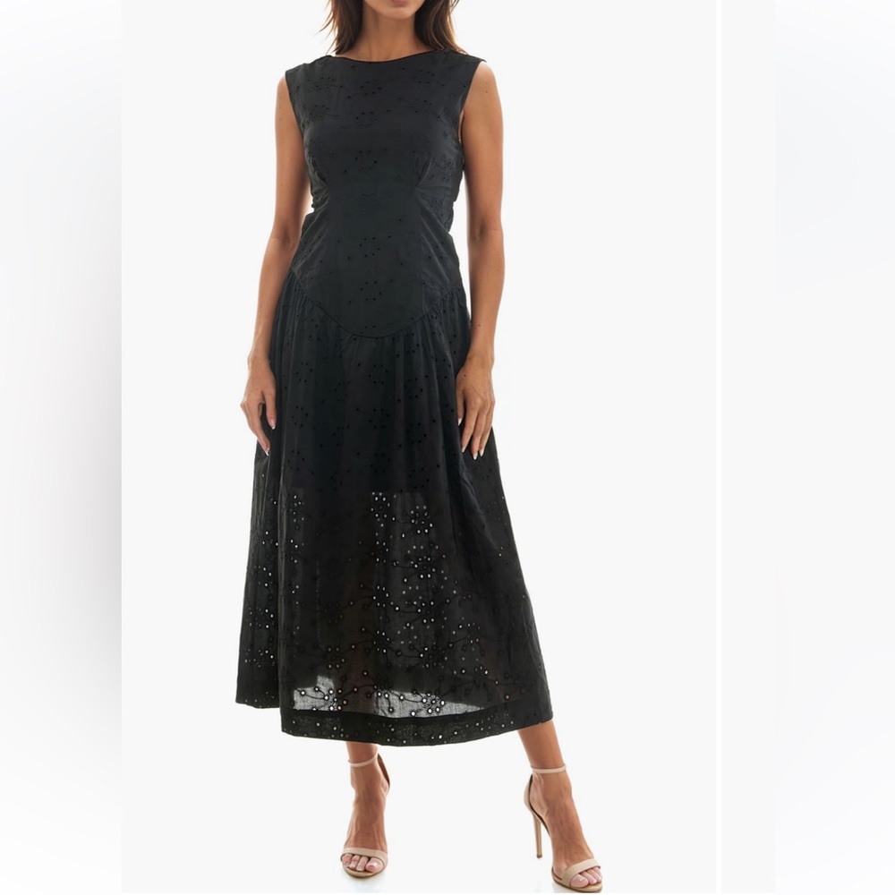 Socialite Back Cutout Sleeveless Cotton Eyelet Midi Dress